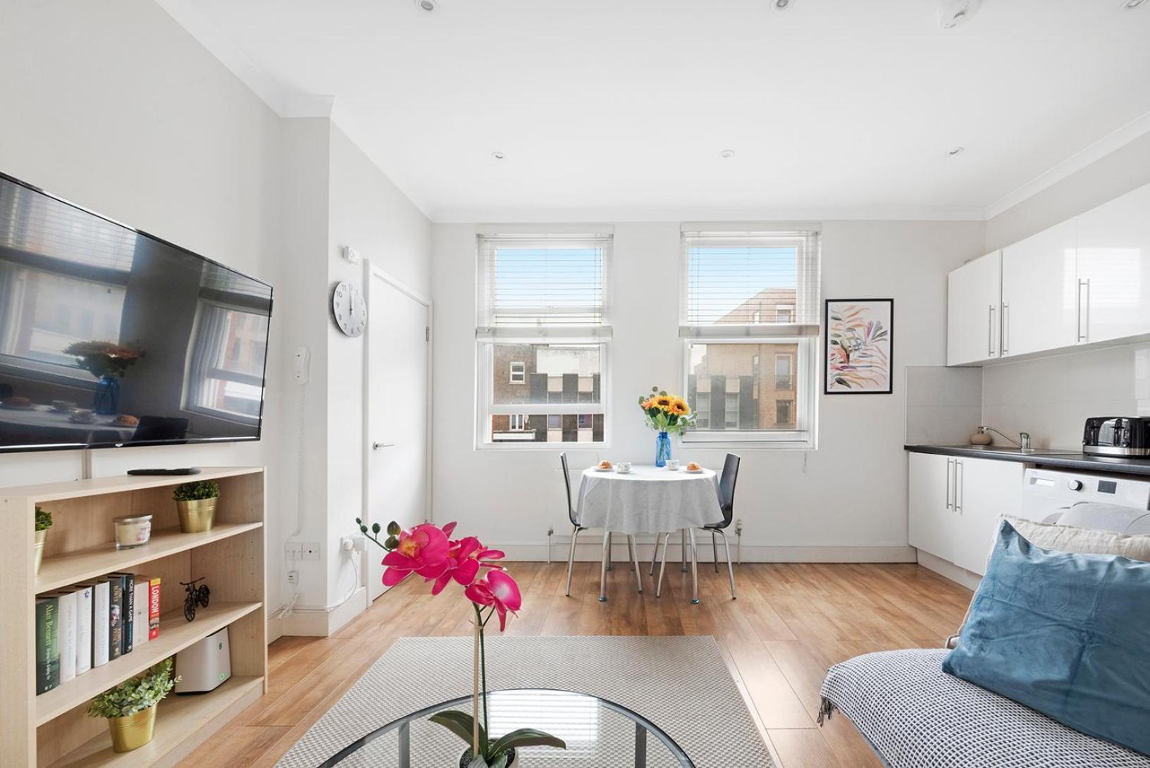 Family Friendly - Stylish Kentish Town Apartment London