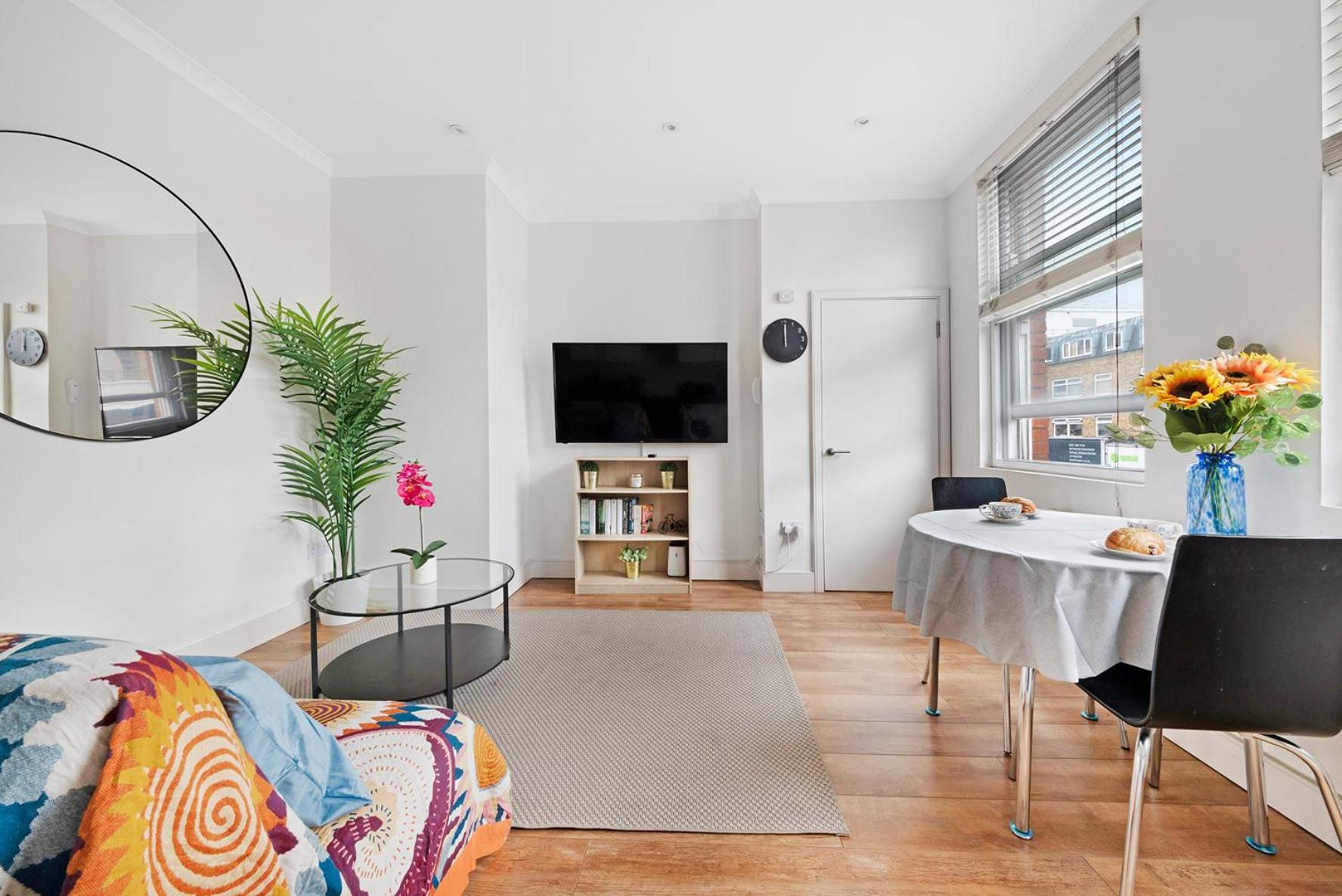 Family Friendly - Stylish Kentish Town * London